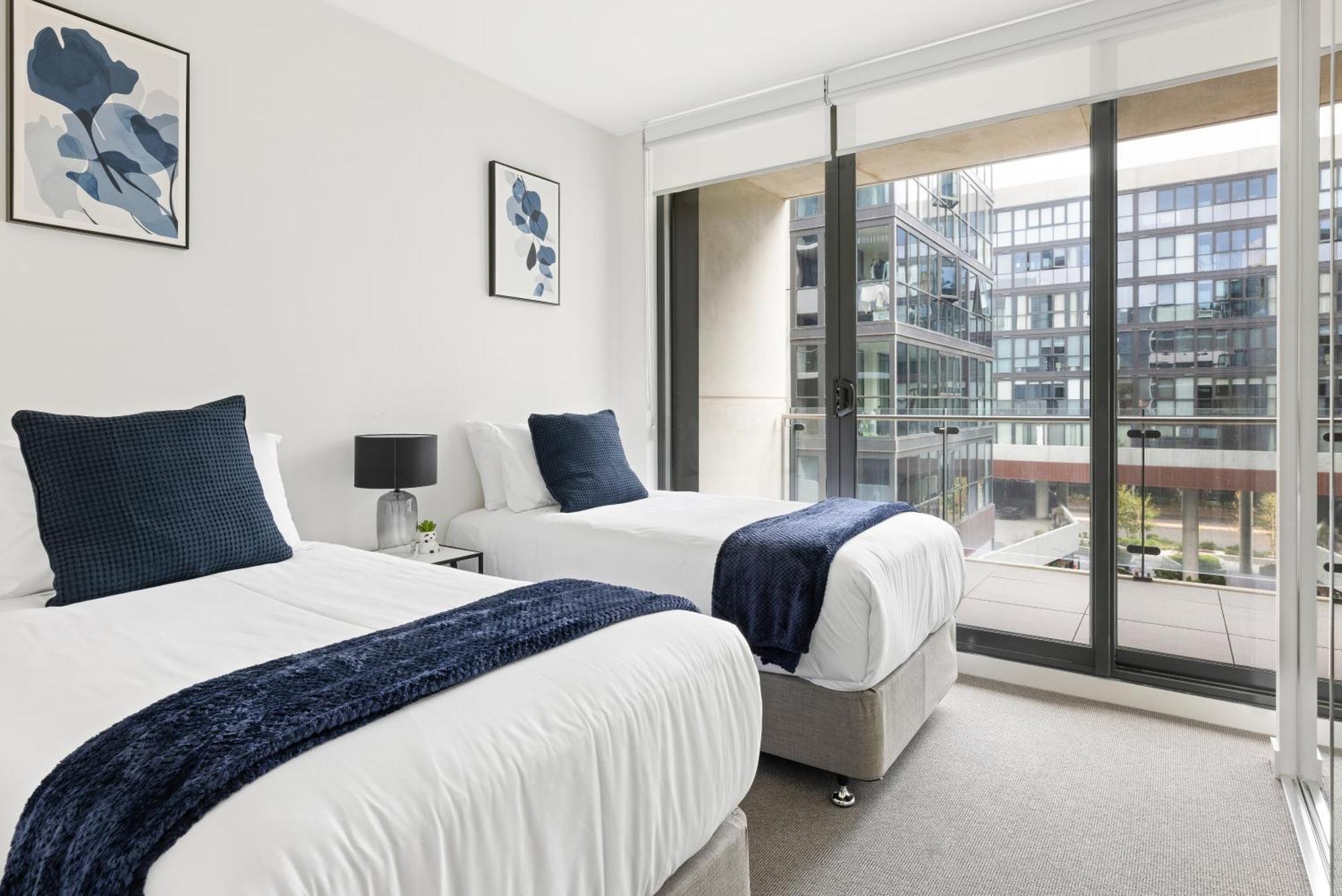 Founders Lane Apartments By Urban Rest Canberra Esterno foto