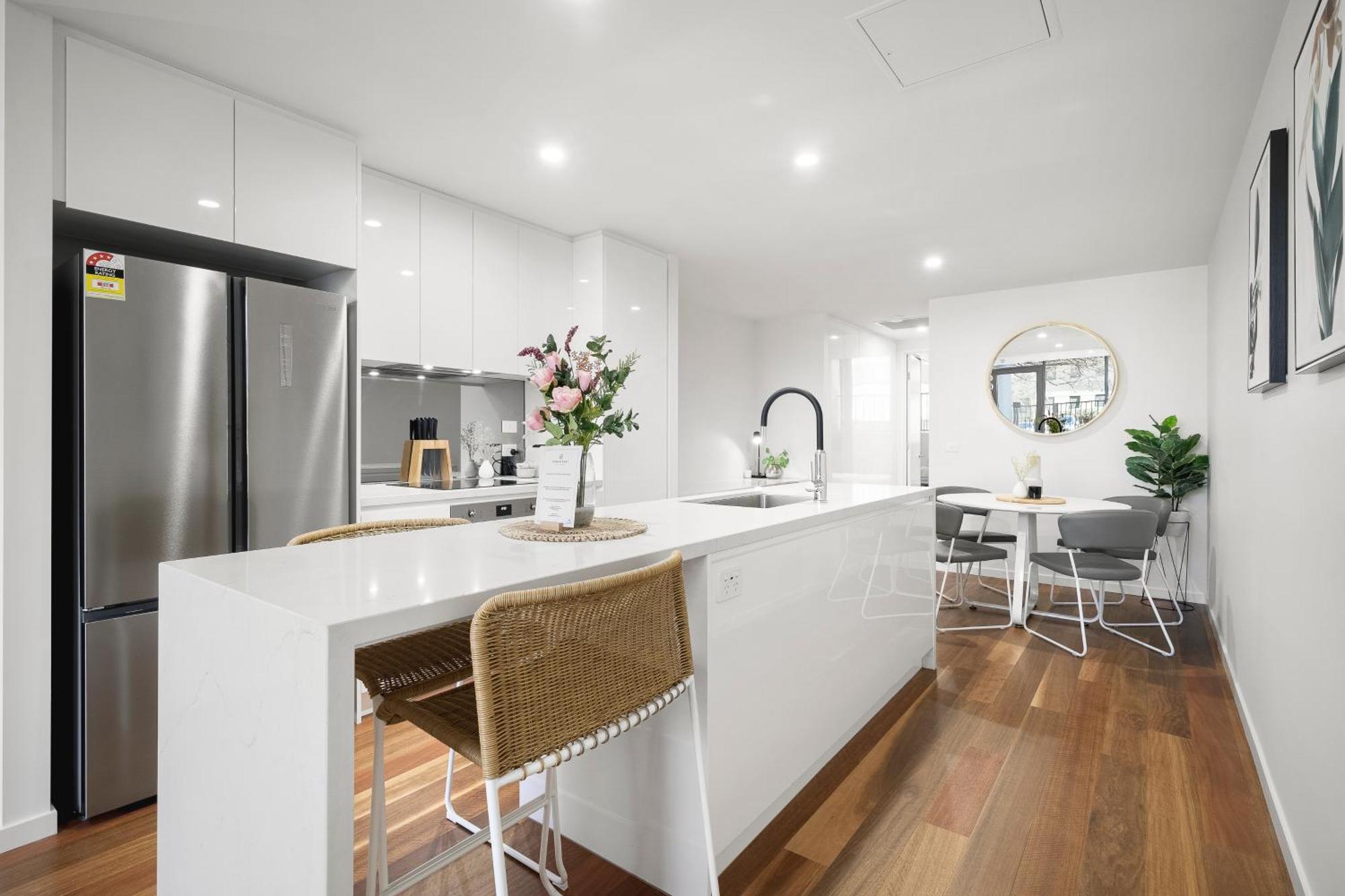 Founders Lane Apartments By Urban Rest Canberra Esterno foto